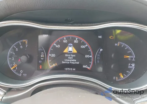 2015 Jeep Grand Cherokee Overland z USA, uszkodzony, nr VIN 1C4RJECG4FC920330